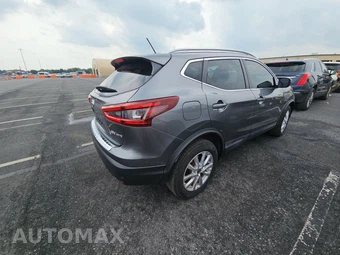 2020 Nissan Rogue Sport SV - miniatura 4