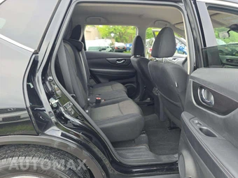 2020 Nissan Rogue SV – miniatura 16