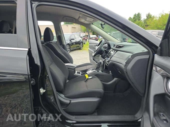 2020 Nissan Rogue SV – miniatura 18