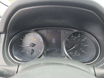 2020 Nissan Rogue SV – miniatura 9