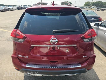 2020 Nissan Rogue SV - miniatura 5