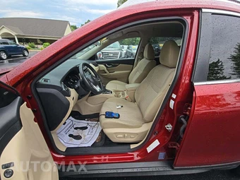2020 Nissan Rogue SV – miniatura 3