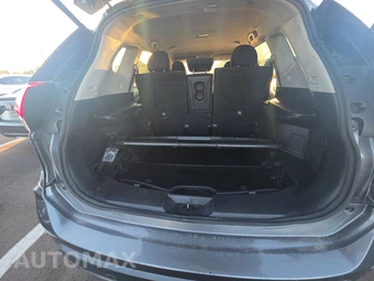 2020 Nissan Rogue SV – miniatura 16