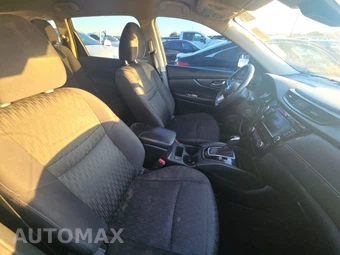 2020 Nissan Rogue SV – miniatura 8