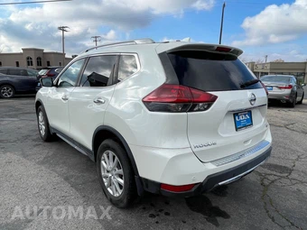 2020 Nissan Rogue SV - miniatura 4