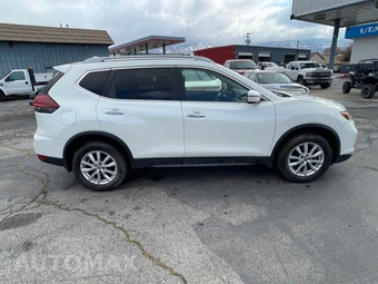 2020 Nissan Rogue SV - miniatura 7