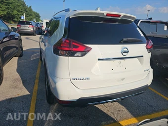 2020 Nissan Rogue SV – miniatura 5