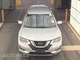 2020 Nissan Rogue SV – miniatura 2