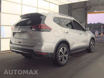 2020 Nissan Rogue SV – miniatura 4