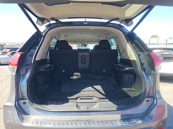 2020 Nissan Rogue SV – miniatura 17