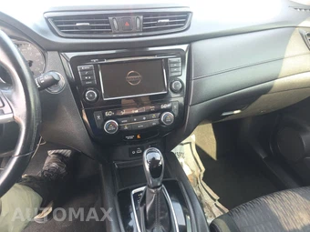 2020 Nissan Rogue SV - miniatura 11