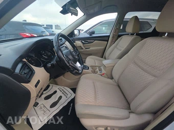 2020 Nissan Rogue SV – miniatura 7