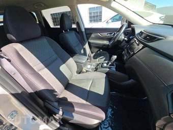 2020 Nissan Rogue SV – miniatura 15