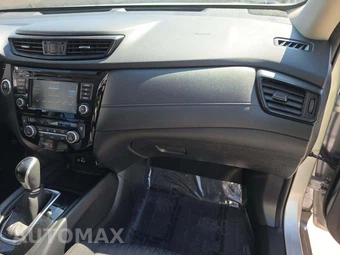 2020 Nissan Rogue SV – miniatura 16