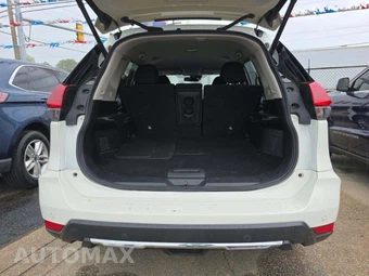 2020 Nissan Rogue SV – miniatura 14