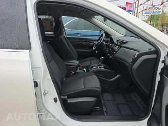 2020 Nissan Rogue SV – miniatura 18