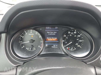 2020 Nissan Rogue SV – miniatura 9