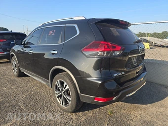 2020 Nissan Rogue SV – miniatura 6