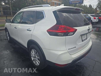 2020 Nissan Rogue SV – miniatura 2