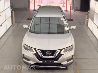 2020 Nissan Rogue SV – miniatura 2