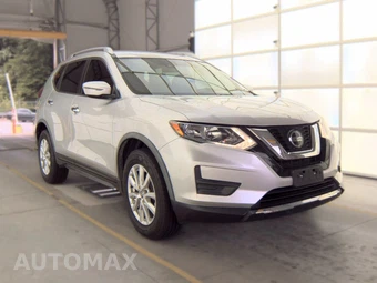 2020 Nissan Rogue SV – miniatura 3