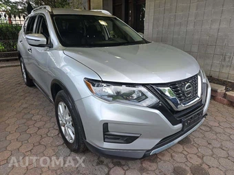 2020 Nissan Rogue SV – miniatura 4