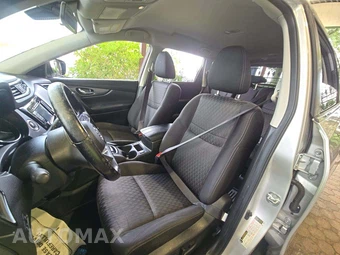 2020 Nissan Rogue SV – miniatura 6