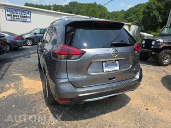 2020 Nissan Rogue SV – miniatura 2