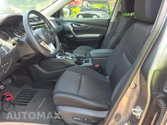 2020 Nissan Rogue SV – miniatura 6
