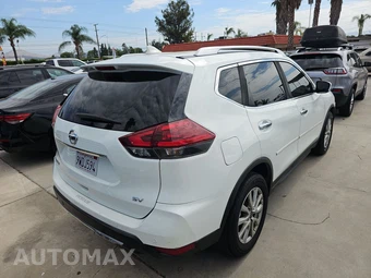 2020 Nissan Rogue SV - miniatura 4
