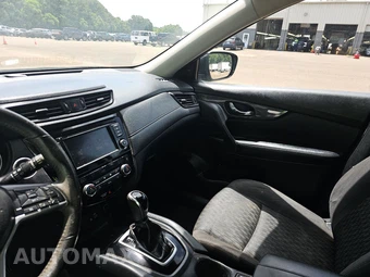 2020 Nissan Rogue SV - miniatura 11