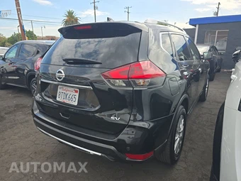 2020 Nissan Rogue SV – miniatura 4
