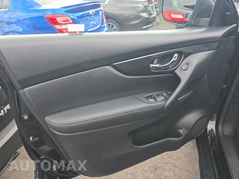 2020 Nissan Rogue SV – miniatura 9