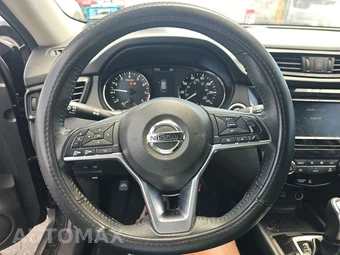 2020 Nissan Rogue SV – miniatura 10