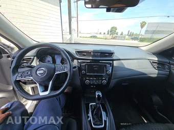 2020 Nissan Rogue SV – miniatura 11