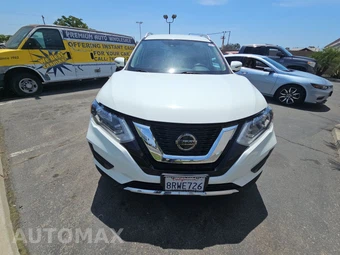 2020 Nissan Rogue SV – miniatura 2