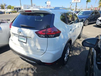 2020 Nissan Rogue SV - miniatura 3