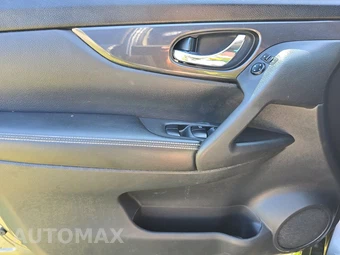 2020 Nissan Rogue SV - miniatura 9