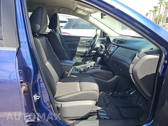 2020 Nissan Rogue SV – miniatura 18