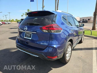 2020 Nissan Rogue SV – miniatura 3