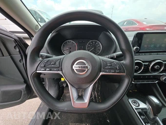 2020 Nissan Sentra S – miniatura 10