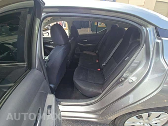 2020 Nissan Sentra S – miniatura 13