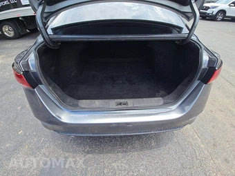 2020 Nissan Sentra S – miniatura 14