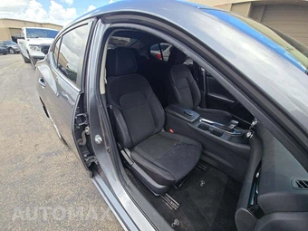 2020 Nissan Sentra S – miniatura 18