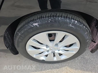 2020 Nissan Sentra S - miniatura 11