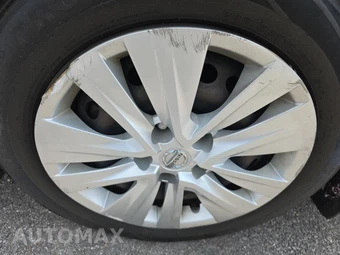 2020 Nissan Sentra S - miniatura 23