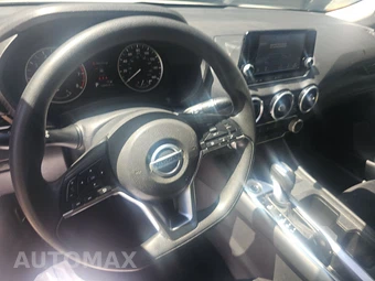 2020 Nissan Sentra S - miniatura 11