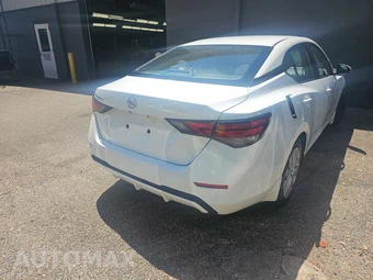 2020 Nissan Sentra S - miniatura 4