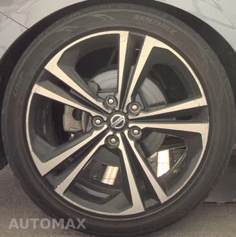 2020 Nissan Sentra SR – miniatura 19