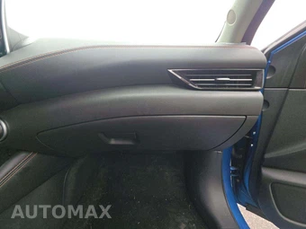 2020 Nissan Sentra SR – miniatura 16